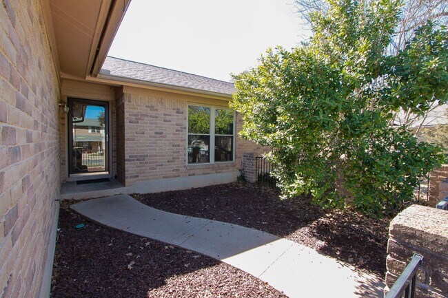 Building Photo - Updated 4 Bedroom, 2 Bath Anderson Mill Ar...
