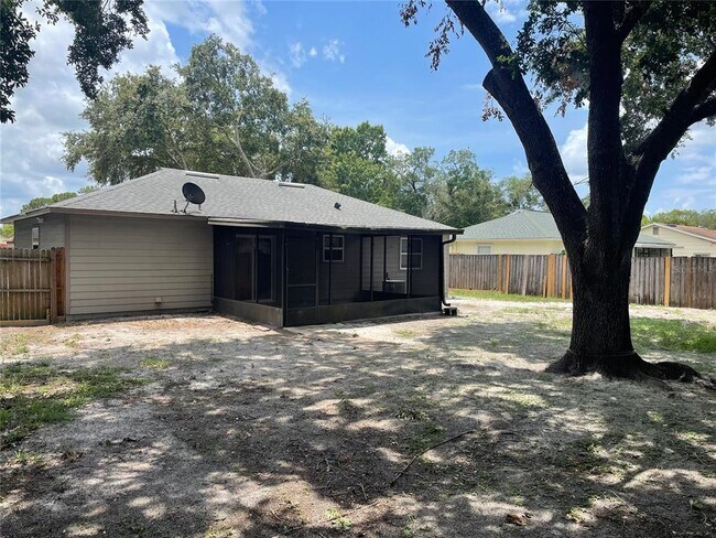 Building Photo - 179 Moonbeam Rd