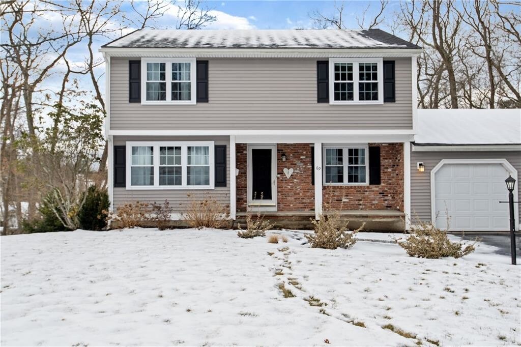 Foto principal - 69 N Cobble Hill Rd