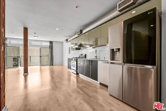 Foto del edificio - 4215 Glencoe Ave