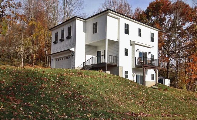 Foto del edificio - 15 Wiltse Ln