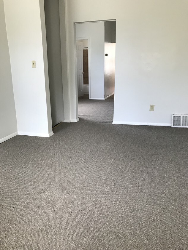 Foto principal - 4119 Carter Ave