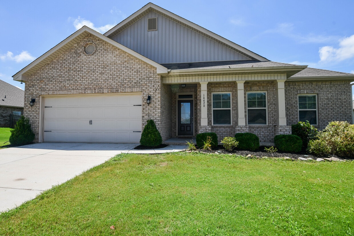 Primary Photo - 14426 Water Stream Dr NW