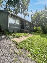 Building Photo - 7401 E 49th St