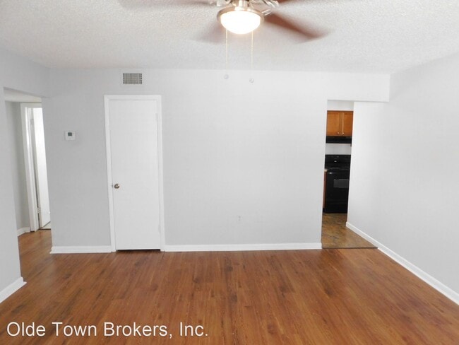 Building Photo - 2 br, 1 bath House - 3040 Martin