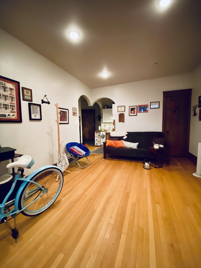 Foto del edificio - 3938 N Ashland Ave