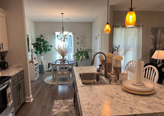 Foto del edificio - Statesboro Farmington West