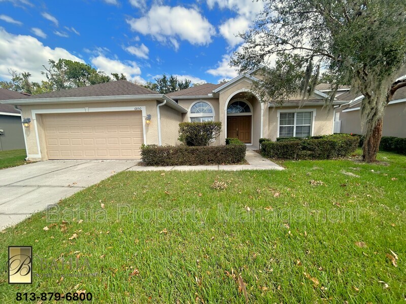 Foto principal - 6850 Pine Springs Dr