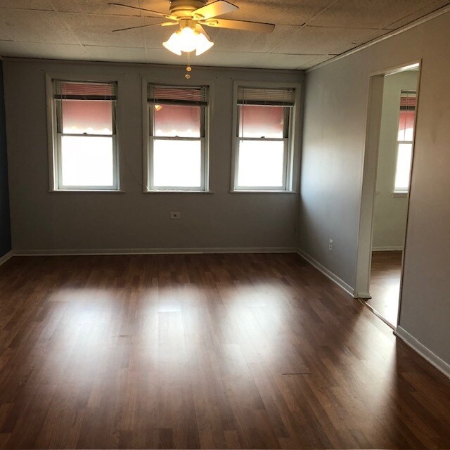 Foto del edificio - 95 9.5 South Washington Apatment 1