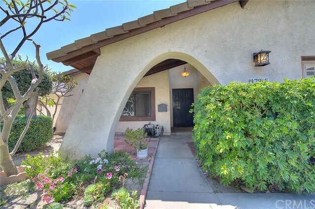 Foto del edificio - 17815 Kensington Ave