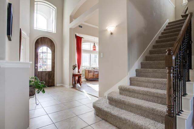 Building Photo - 2022 Pontchartrain Dr