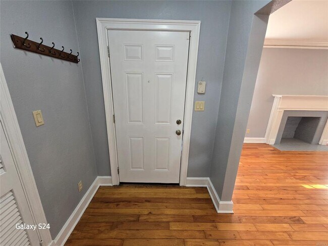 Foto del edificio - 3763 Narrow Lane Rd