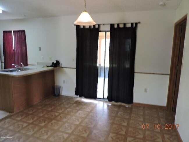 Foto del edificio - 272 High Rd NW