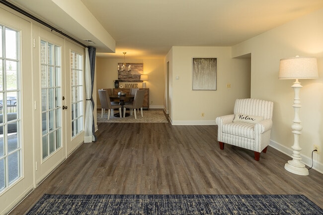 Building Photo - The Brittany Apartments