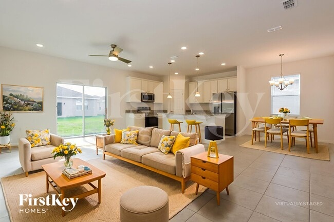 Building Photo - 1215 Ponca Rd