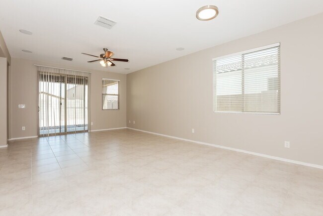 Building Photo - 4532 W Vervain Ave