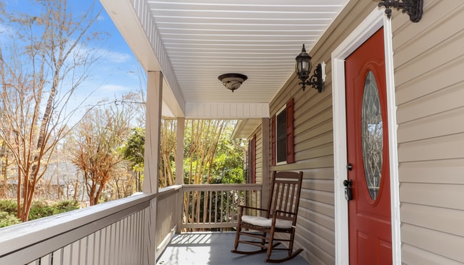 Photo - 103 K D Ln House