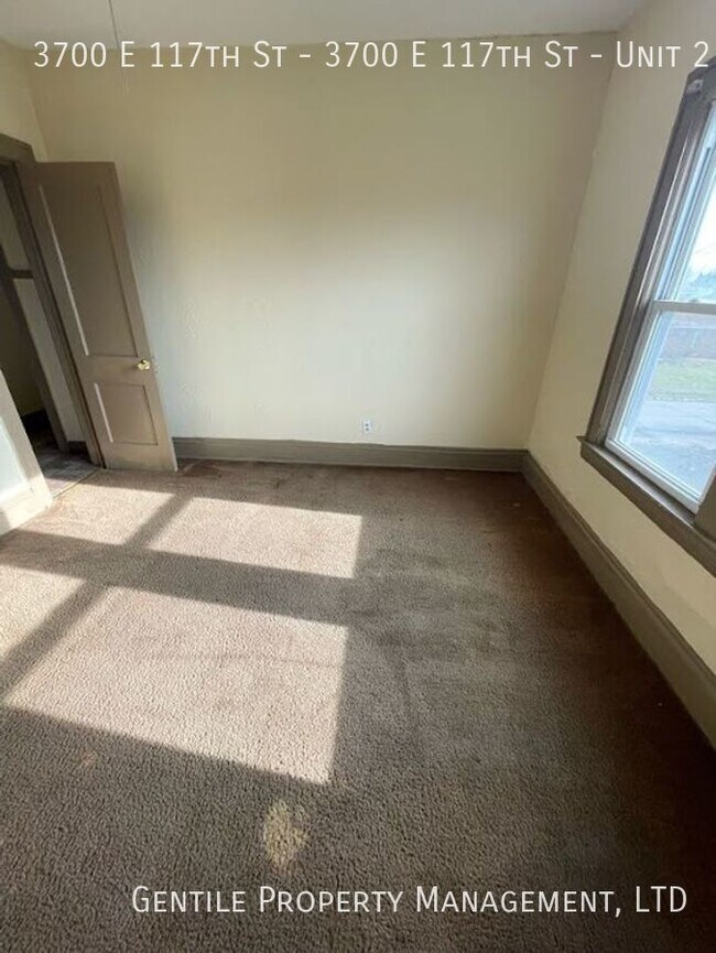 Foto del edificio - A Gentile Property - 3700 E 117th St Unit 2