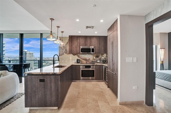 Foto del edificio - 88 SW 7th St