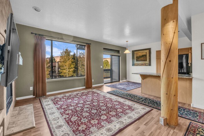 Foto del edificio - Pinebrook Cottages Townhome