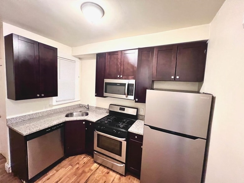 Photo - 70 Rose Avenue Unit 1R