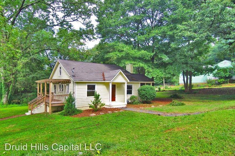 Primary Photo - 3 br, 1 bath House - 77 Leslie Street