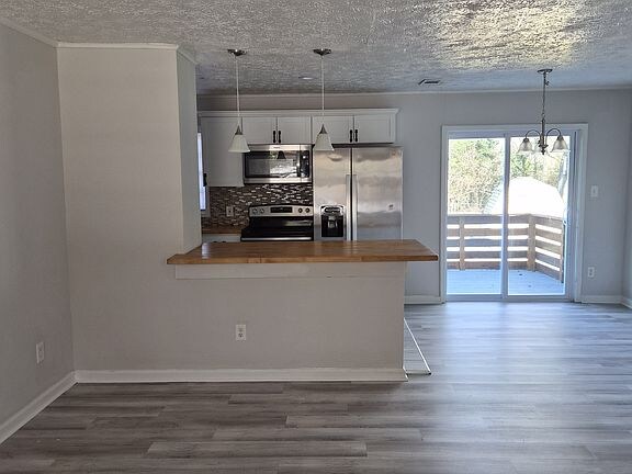 Foto del edificio - 126 Woodward Ct