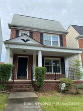 Building Photo - 1418 Kemper St