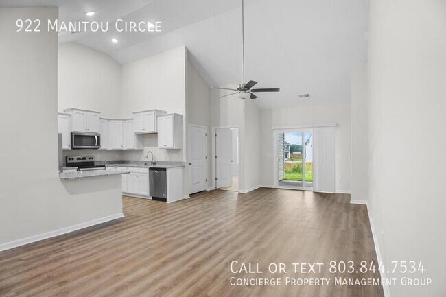 Building Photo - 922 Manitou Cir