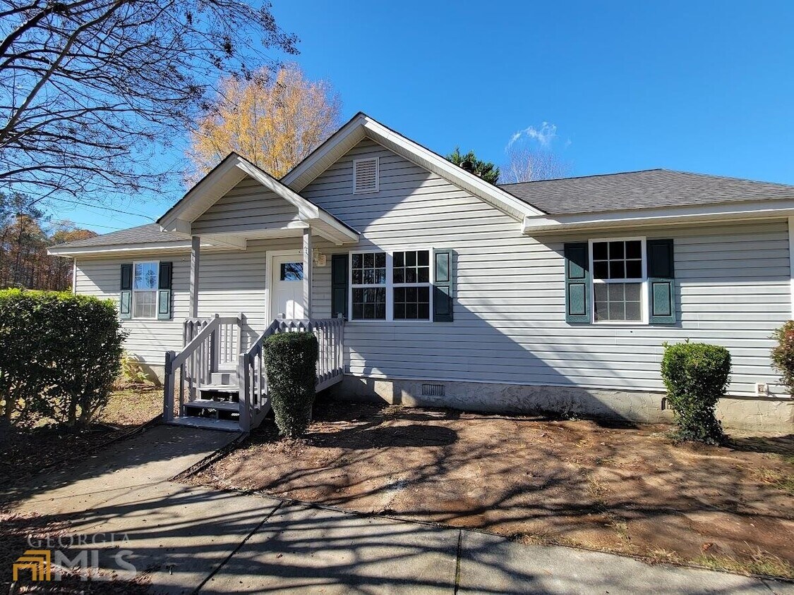 Primary Photo - 123 Mt Carmel Rd