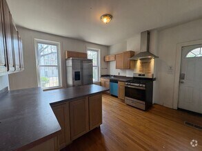 Building Photo - 2506 N Calvert St