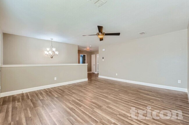 Foto del edificio - 1314 Windward Ln