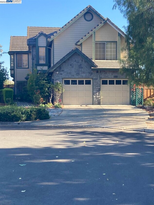Primary Photo - 38161 Canyon Oaks Ct