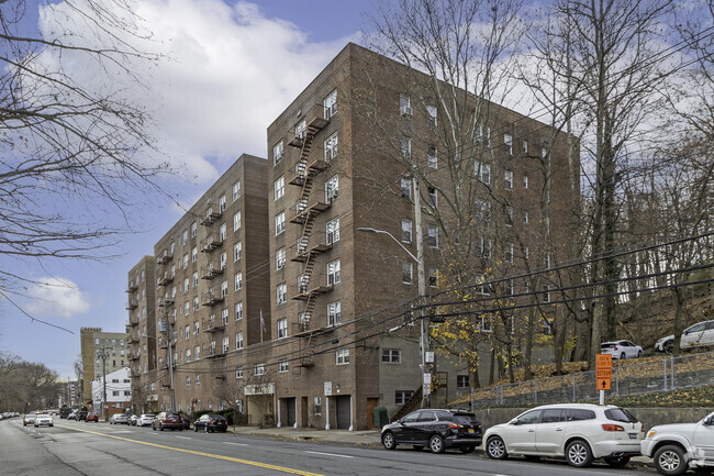 Foto del edificio - 245-255 Bronx River Rd