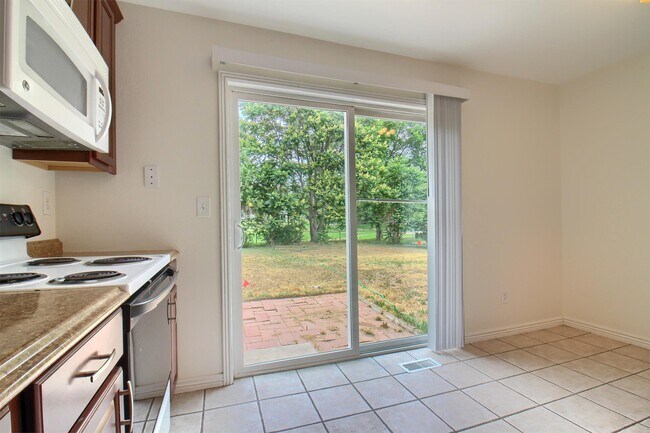 Foto del edificio - 11441 Jackson St