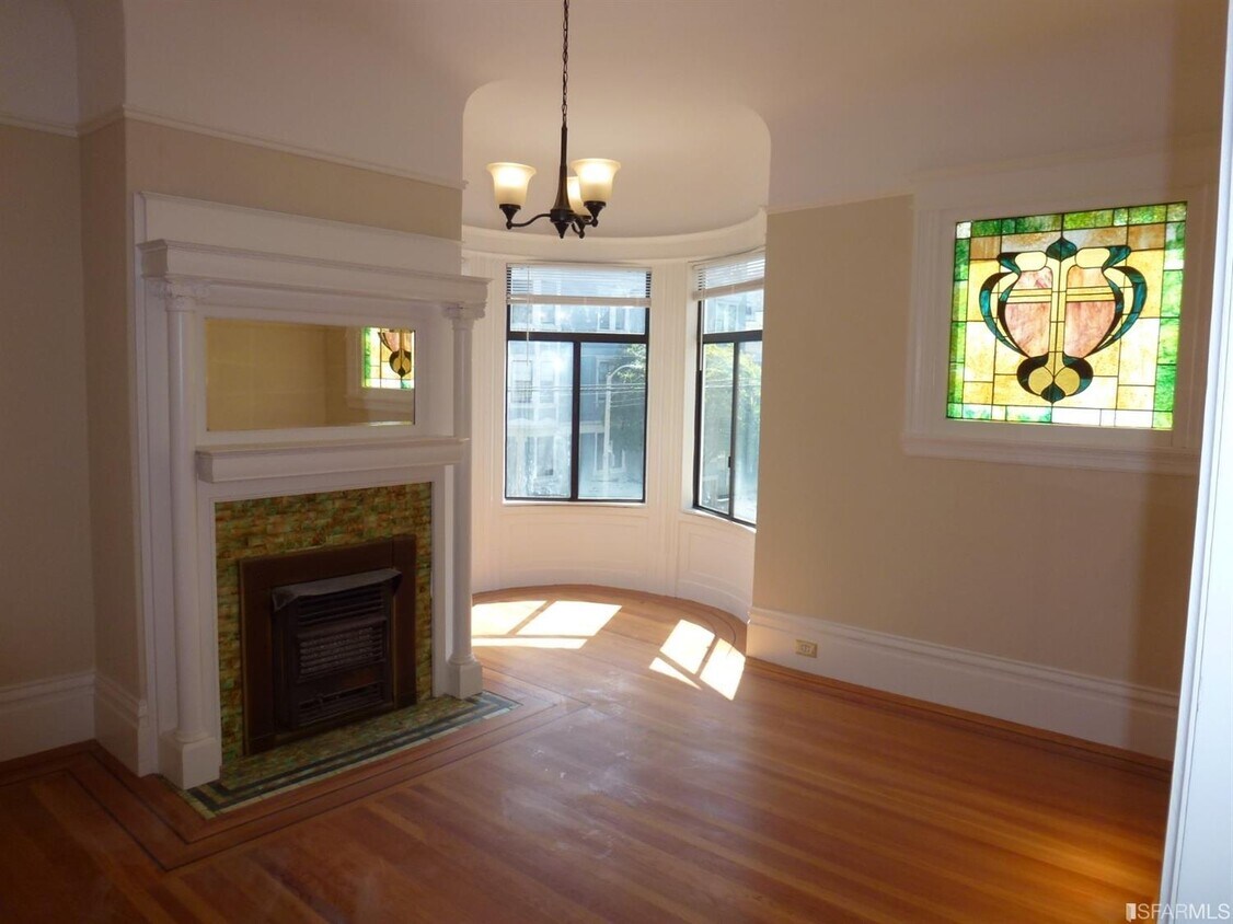 Foto principal - 2102 Larkin St