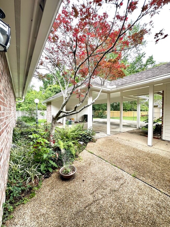 Photo - 11821 Thornberry Lane House