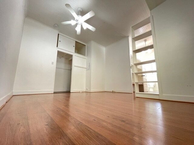 Building Photo - 2140 Dole St
