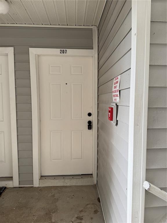 Building Photo - 1222 Bermuda Lakes Ln