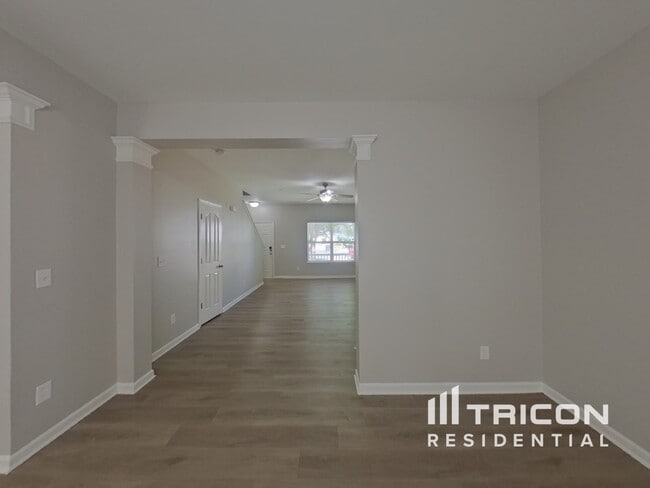 Building Photo - 7219 William Reynolds Dr