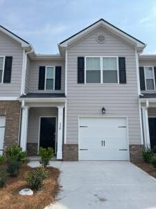 Foto principal - 330 Bettis Academy Rd