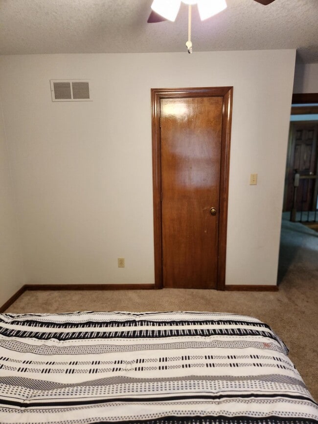 Foto del edificio - 14310 S Kaw Dr