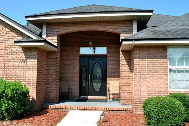 Building Photo - 1307 Copper Creek Dr
