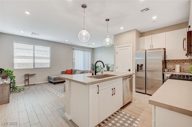 Foto del edificio - 9276 Desert Pearl Ave