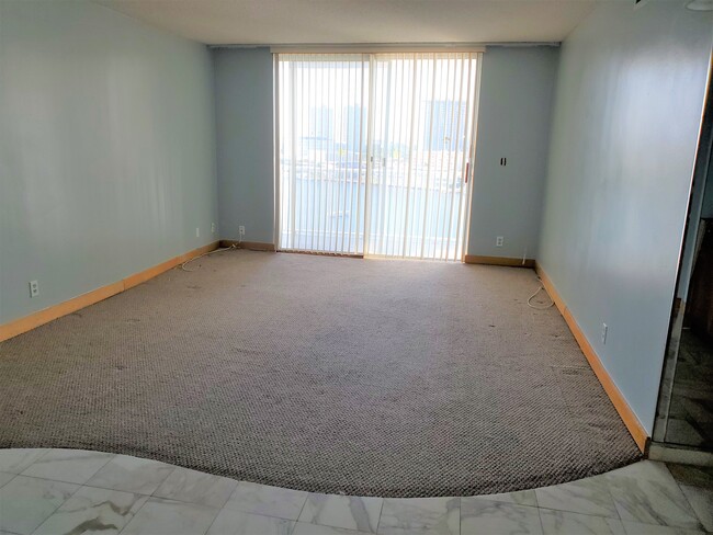 Building Photo - 137 Golden Isles Dr