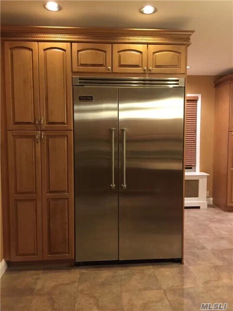 Foto del edificio - 161-03 Powells Cove Blvd