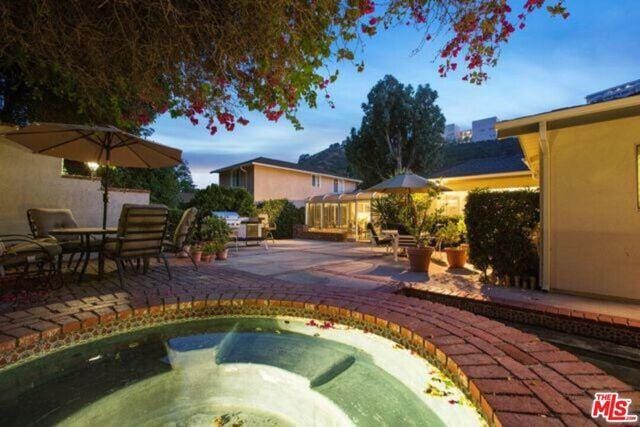 Primary Photo - 11787 Bellagio Rd