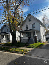 Building Photo - 1776 Marks Ave