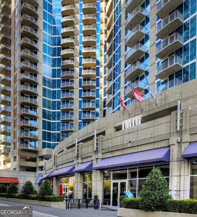 Foto del edificio - 400 W Peachtree St NW