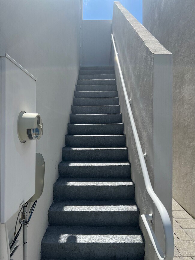 Foto del edificio - 6412 NW 105th Pl